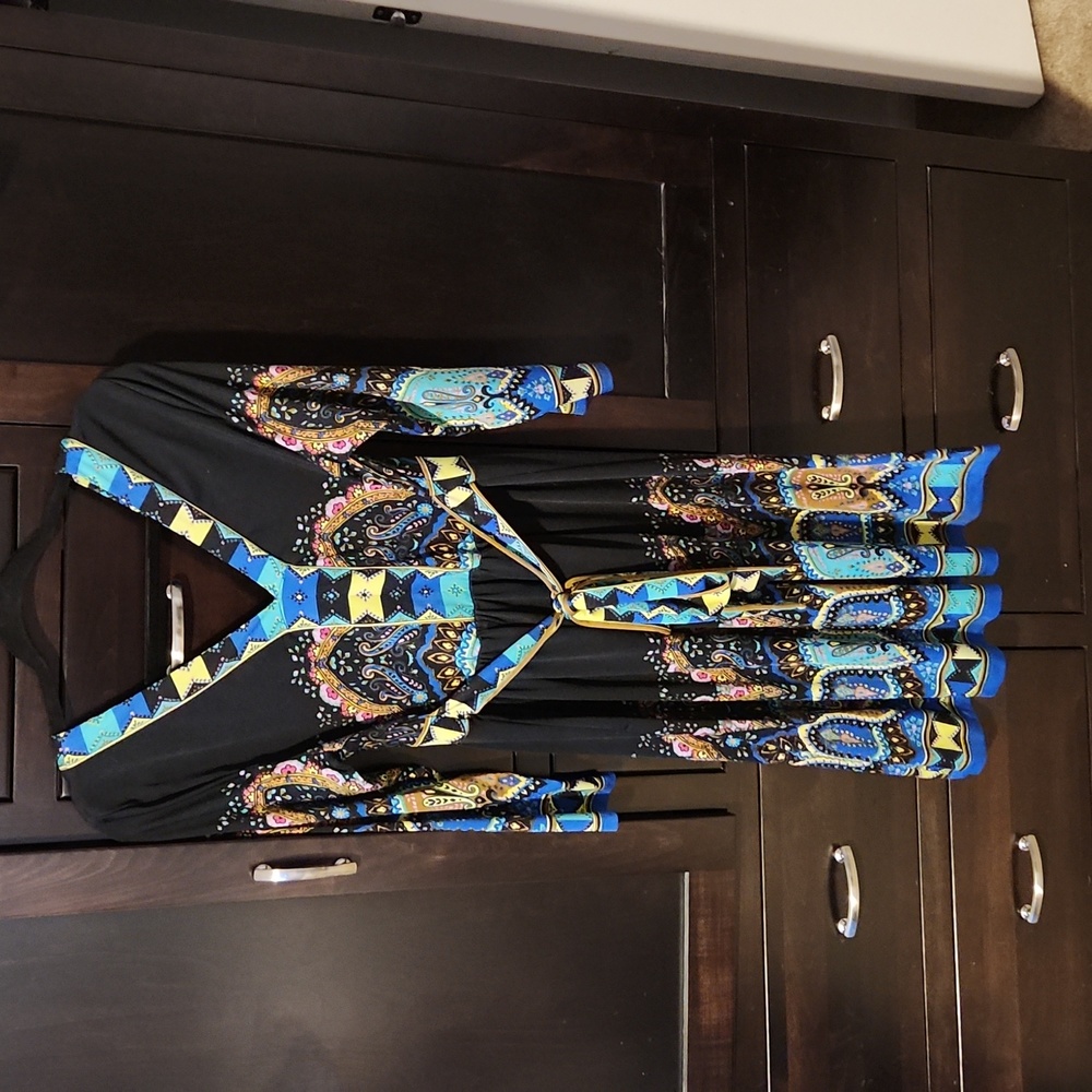 Patterned Dress - Picture 4 of 5